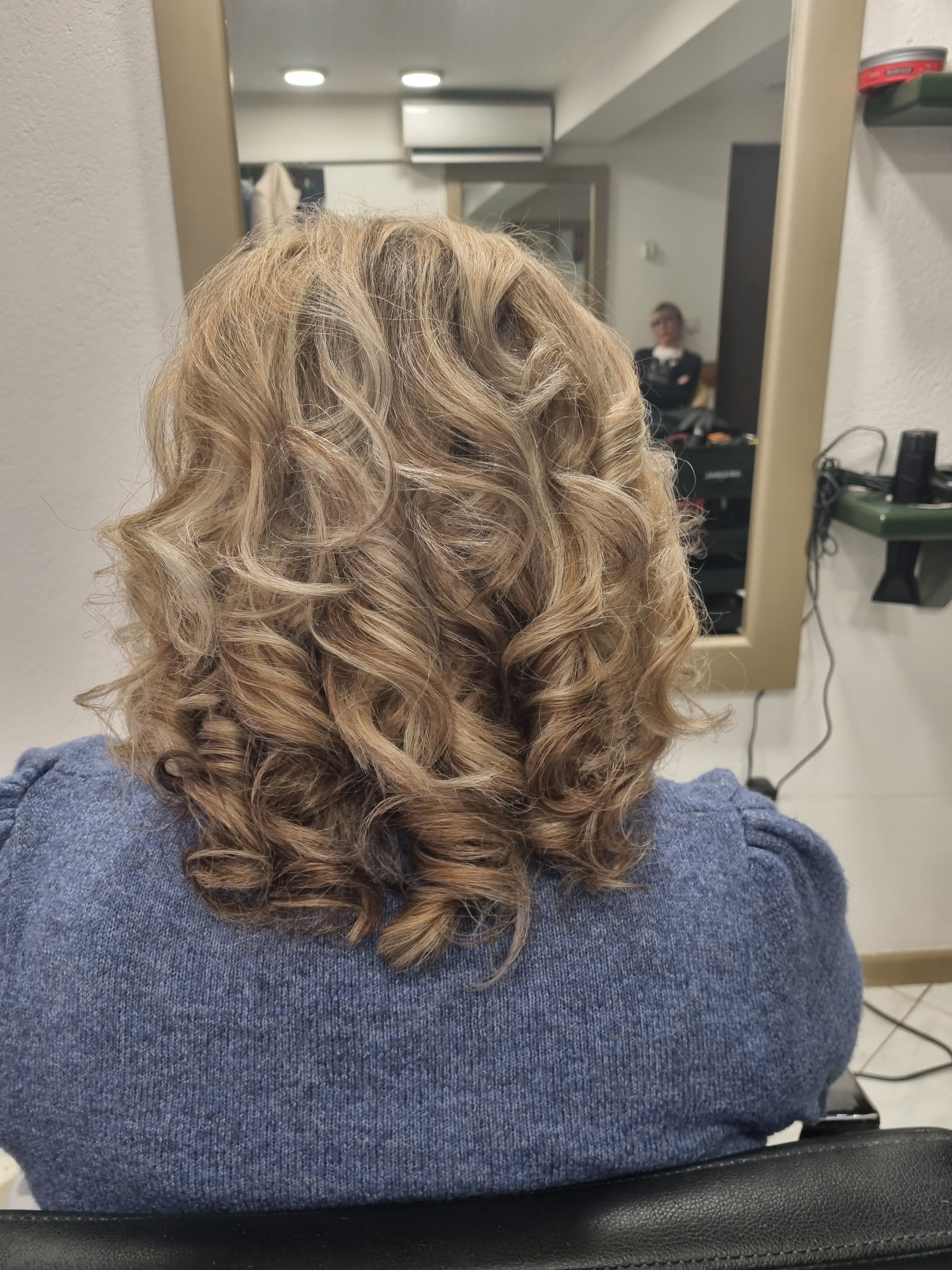 Frizura salon Amela v8-2